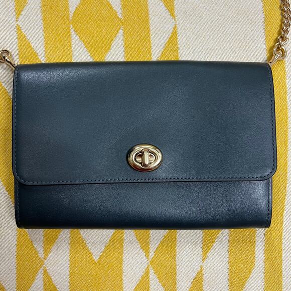 NEW Coach Marlow Turnlock Crossbody Clutch Dark Slate Blue Leather & Gold Chain - Picture 2 of 5